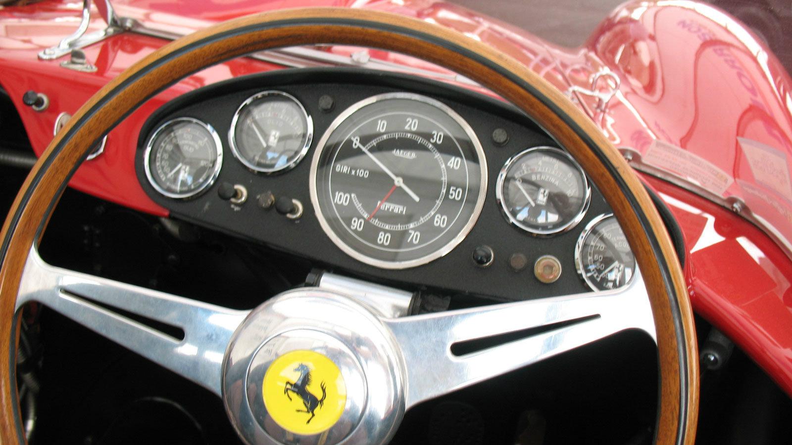 Οι πιο εντυπωσιακοί πίνακες οργάνων που έχουμε δει