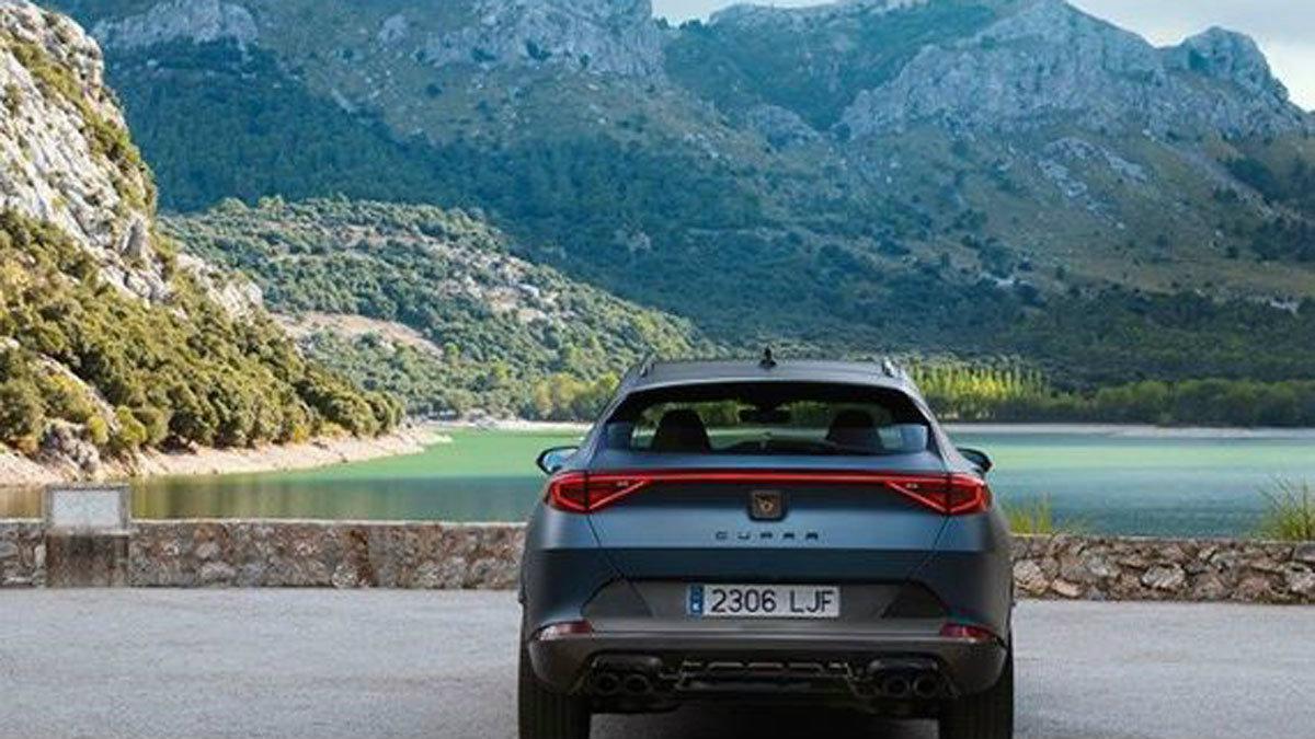 Δυναμική οδήγηση και αύρα SUV στο νέο CUPRA Formentor