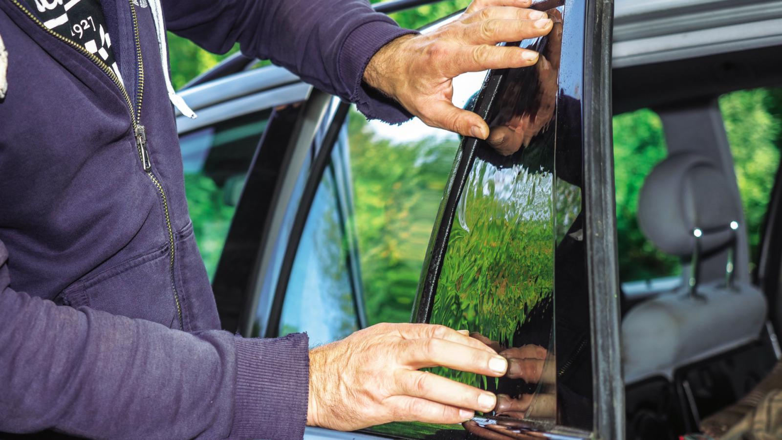 Έτσι θα βάλεις μόνος σου φιμέ μεμβράνες