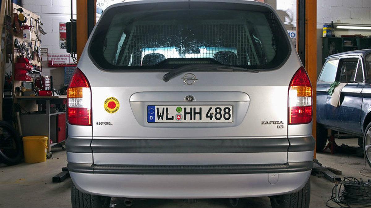 Τι προσέχουμε και πώς τοποθετούμε μόνοι μας έναν κοτσαδόρο;