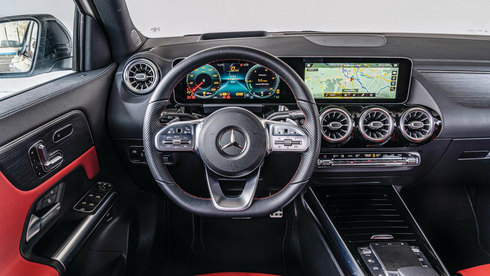 Συγκρίνουμε Mercedes GLA 250 vs MINI Cooper S Countryman