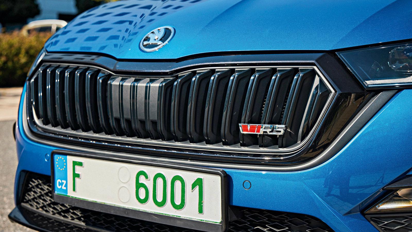 Οδηγούμε τη νέα Skoda Octavia RS Plug in Hybrid