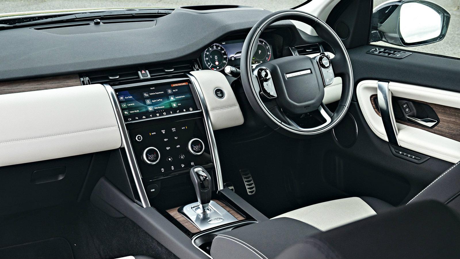 Οδηγούμε Land Rover Evoque και Discovery Sport PHEV 