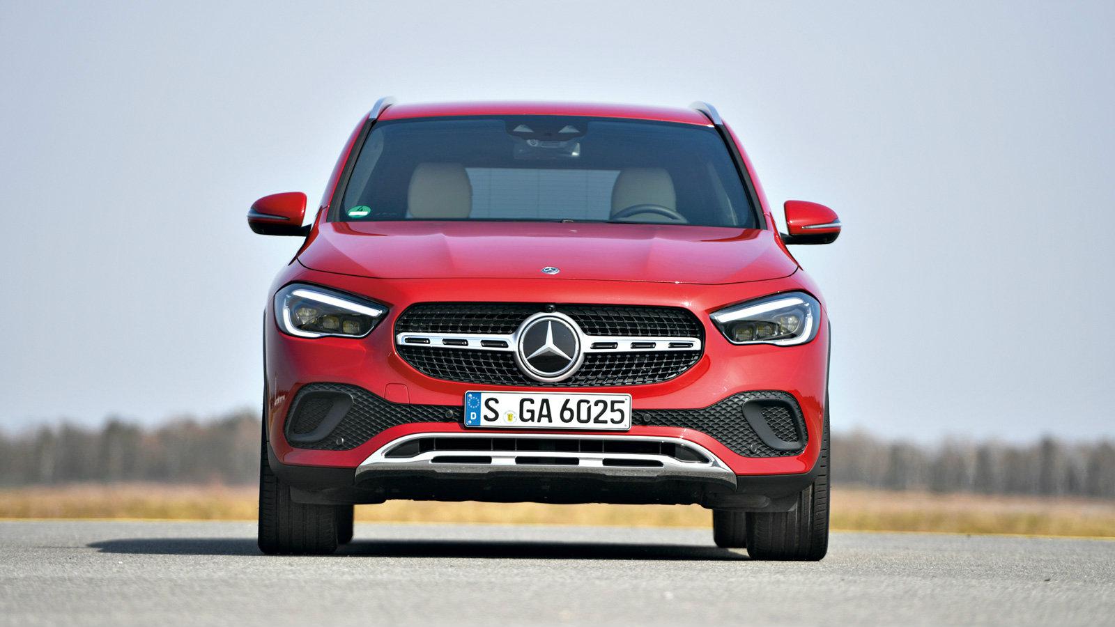 Συγκρίνουμε Mercedes GLA με Volvo XC40