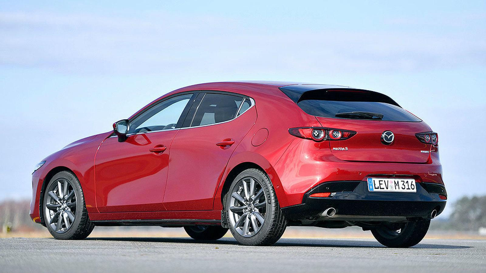 Συγκρίνουμε το Kia Ceed με το Mazda3