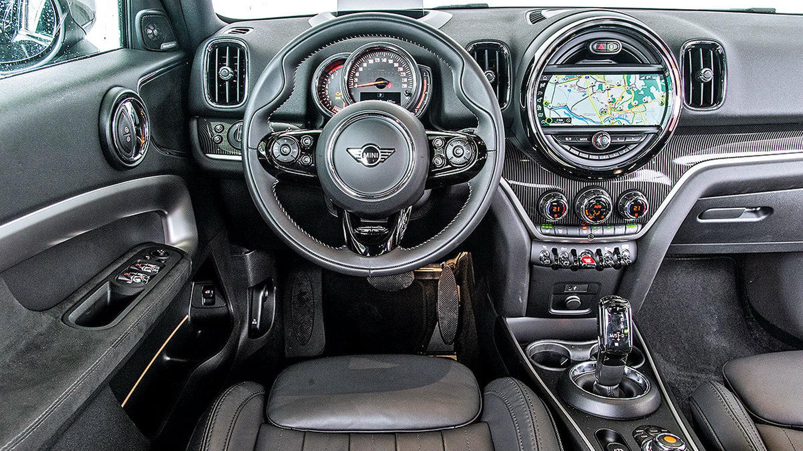 Skoda Karoq vs Kia XCeed vs VW T-Roc vs MINI Countryman