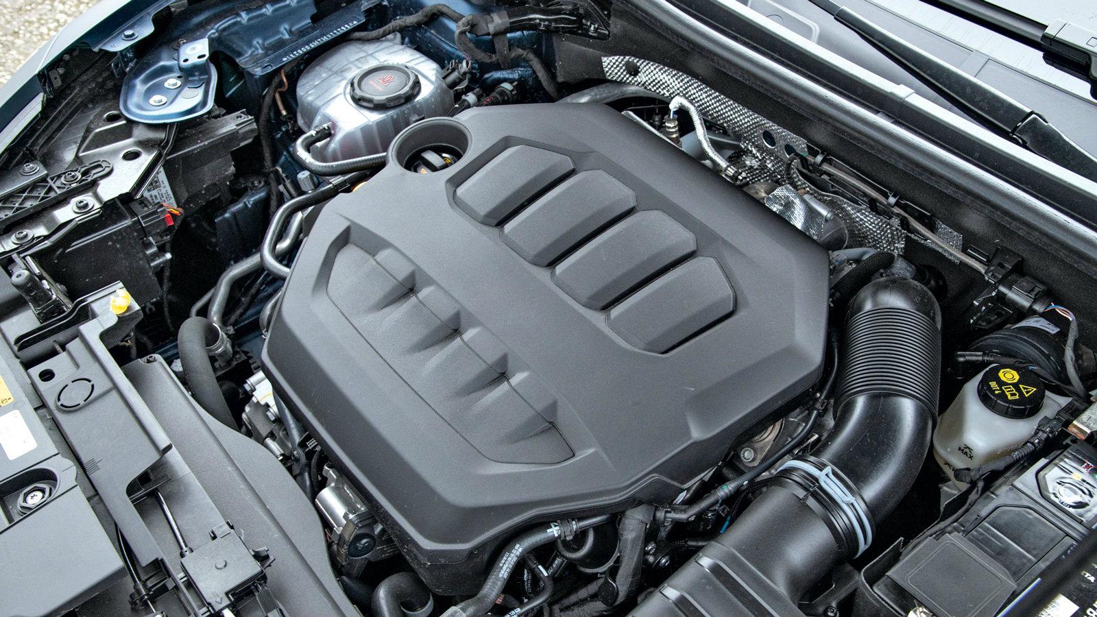 Συγκρίνουμε CUPRA Formentor 2.0 vs BMW X2 M35i