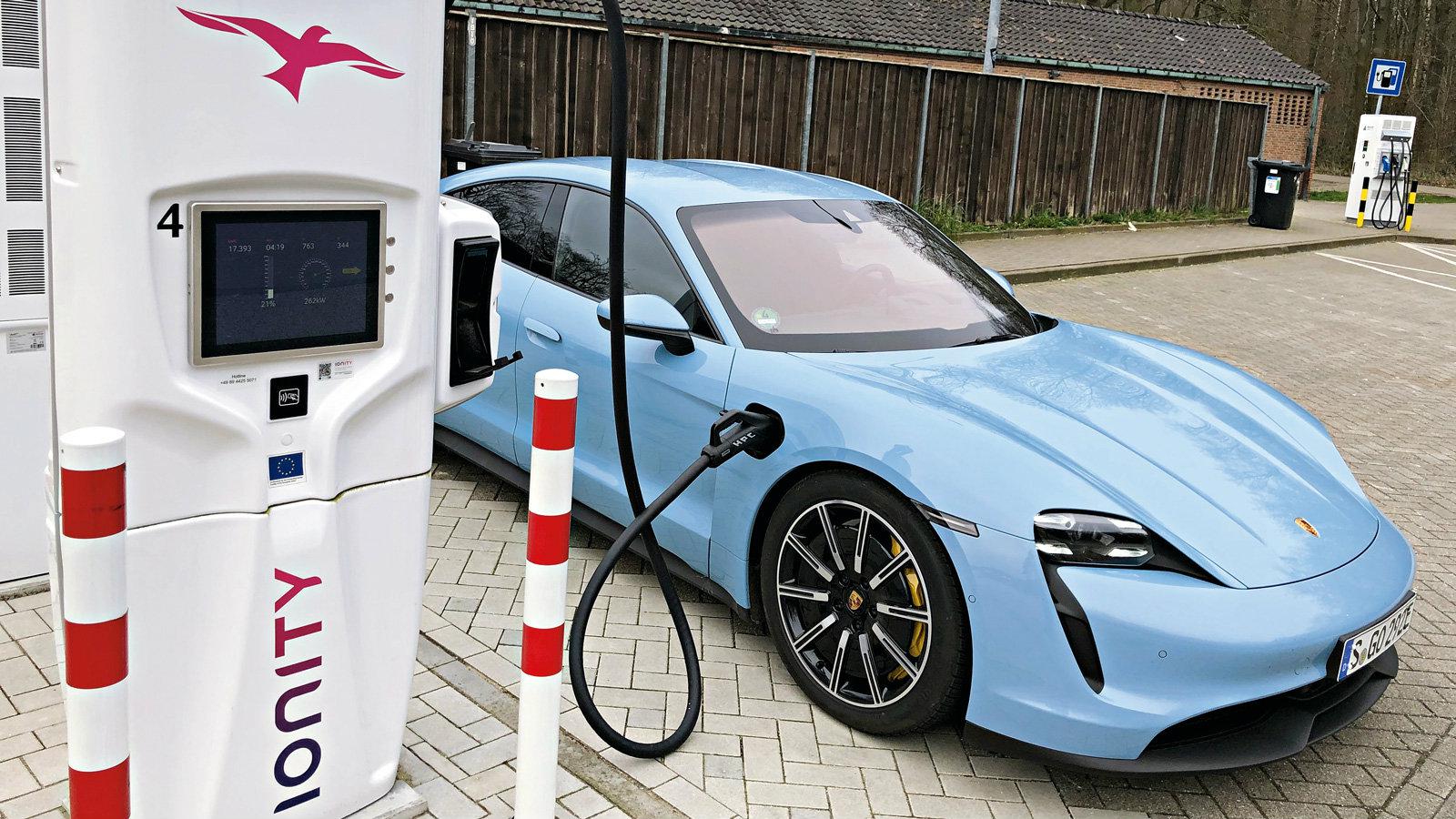 Είναι η Porsche Taycan 4S ένα καθημερινό αυτοκίνητο? 