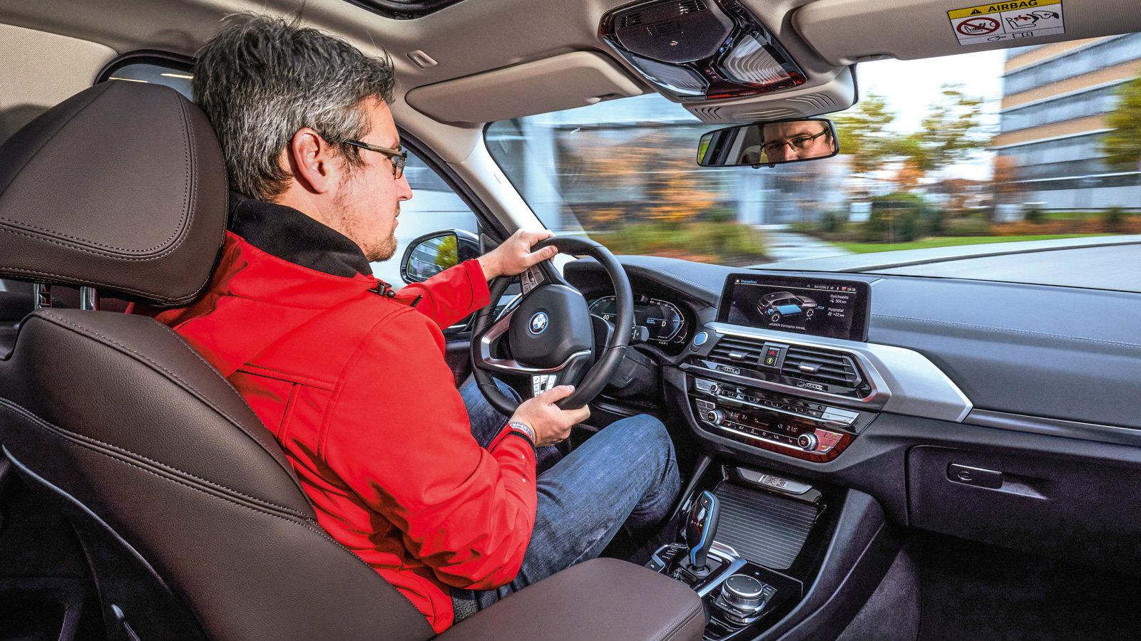 ΑΠΟΚΛΕΙΣΤΙΚΟ: Οδηγούμε νέα BMW iX3