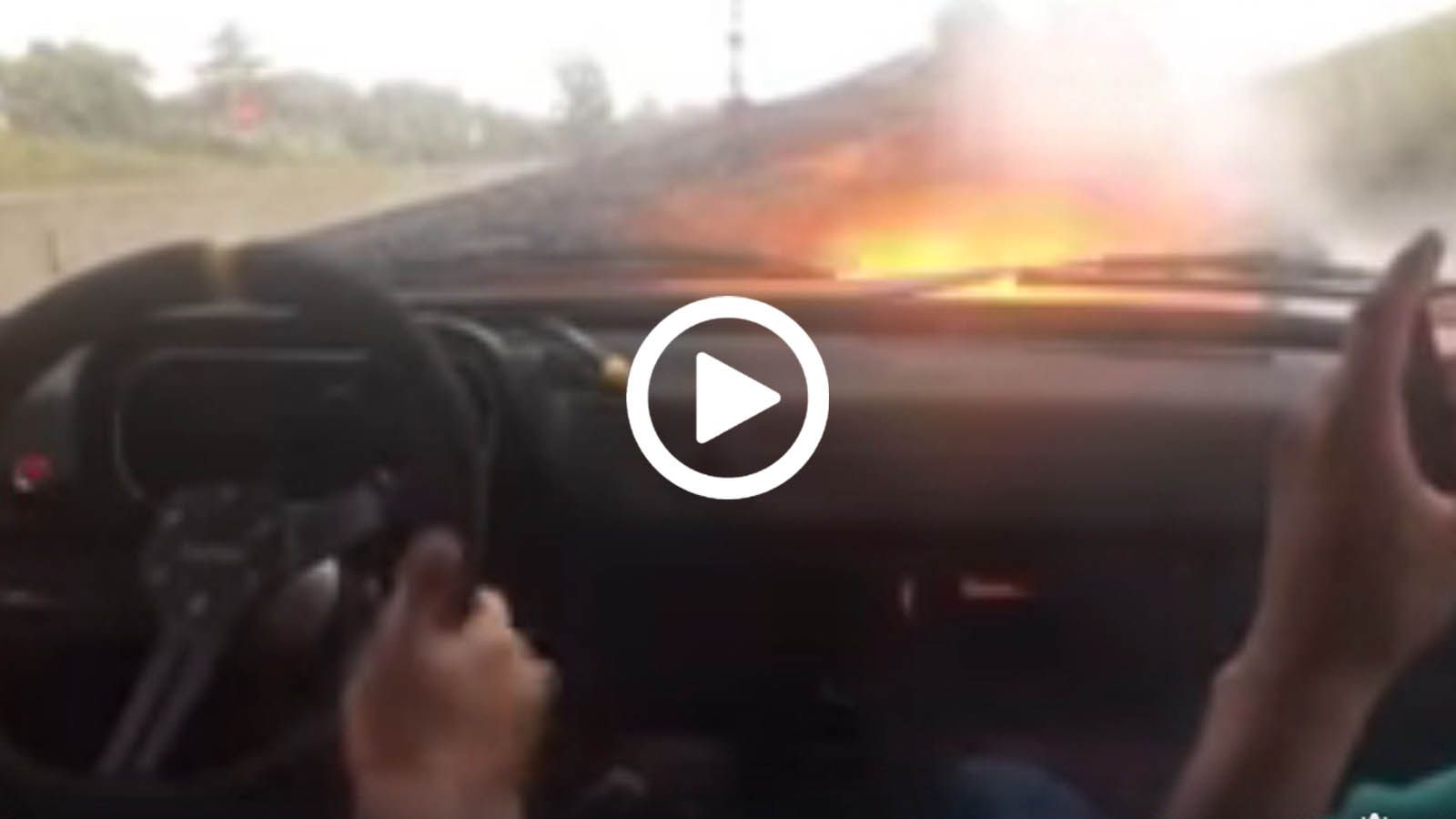 Έστειλε τα πιστόνια στο ...Φεγγάρι! [video]