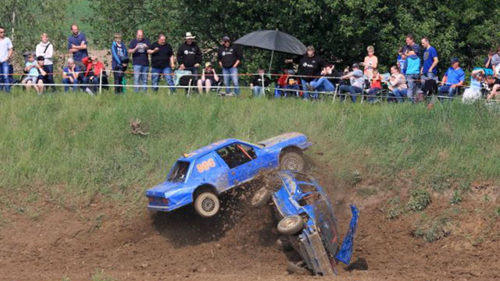 Τρέξε σε αγώνες με το παλιό σου αυτοκίνητο!