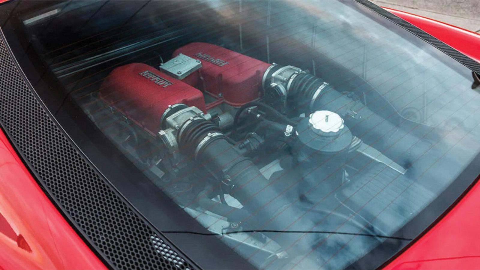 Δεν είναι photoshop. Είναι μία 9 θέσια Ferrari λιμουζίνα