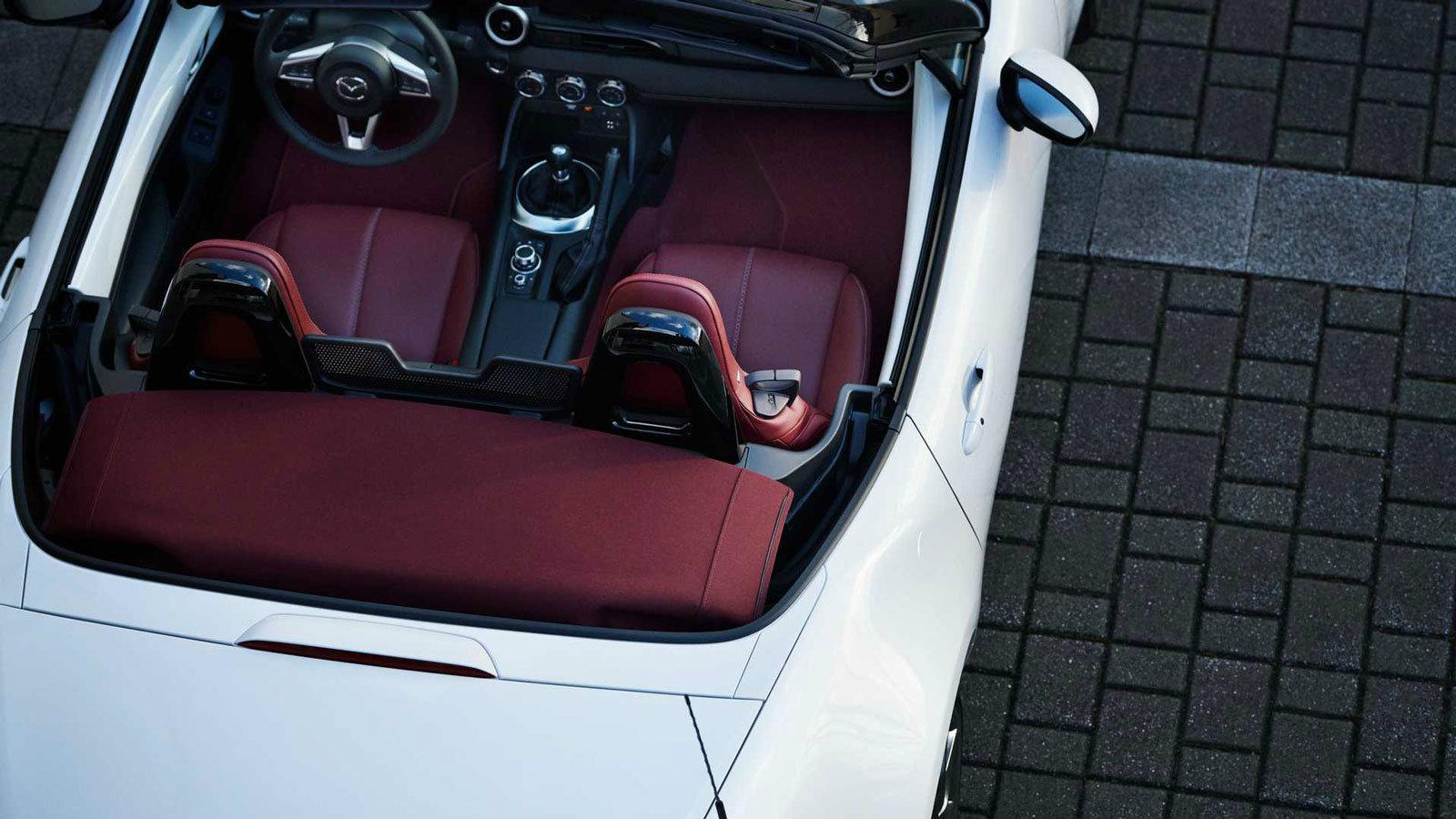 Δώρο 50 MX-5 κάνει η Mazda!