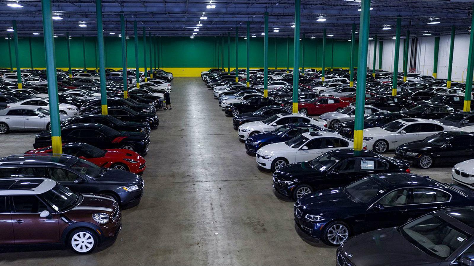 ΟΔΔΥ: Cayenne, Hummer H2, Α4 και CLK από 300 ευρώ