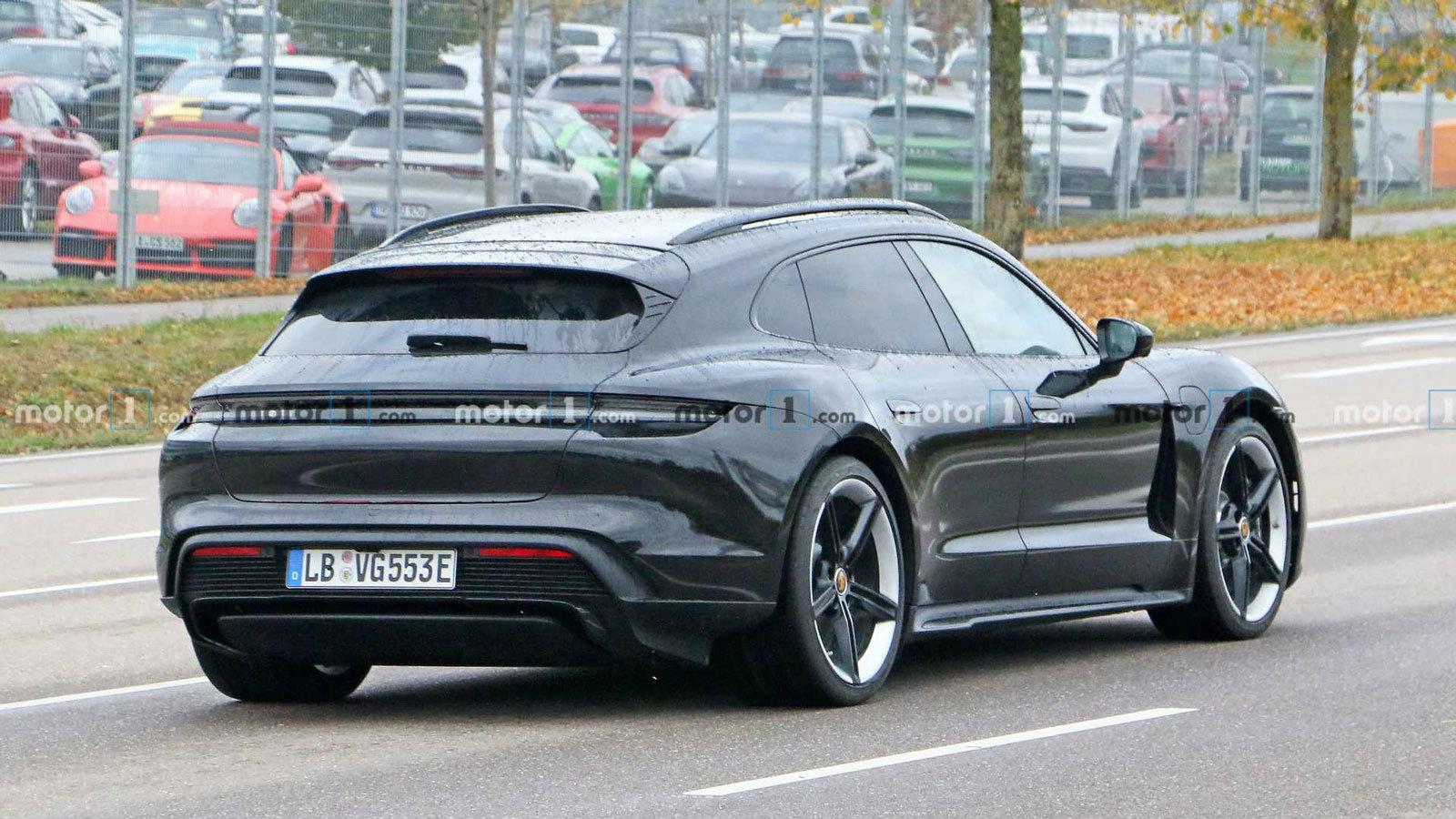 Έρχεται η νέα Porsche Taycan Cross Turismo