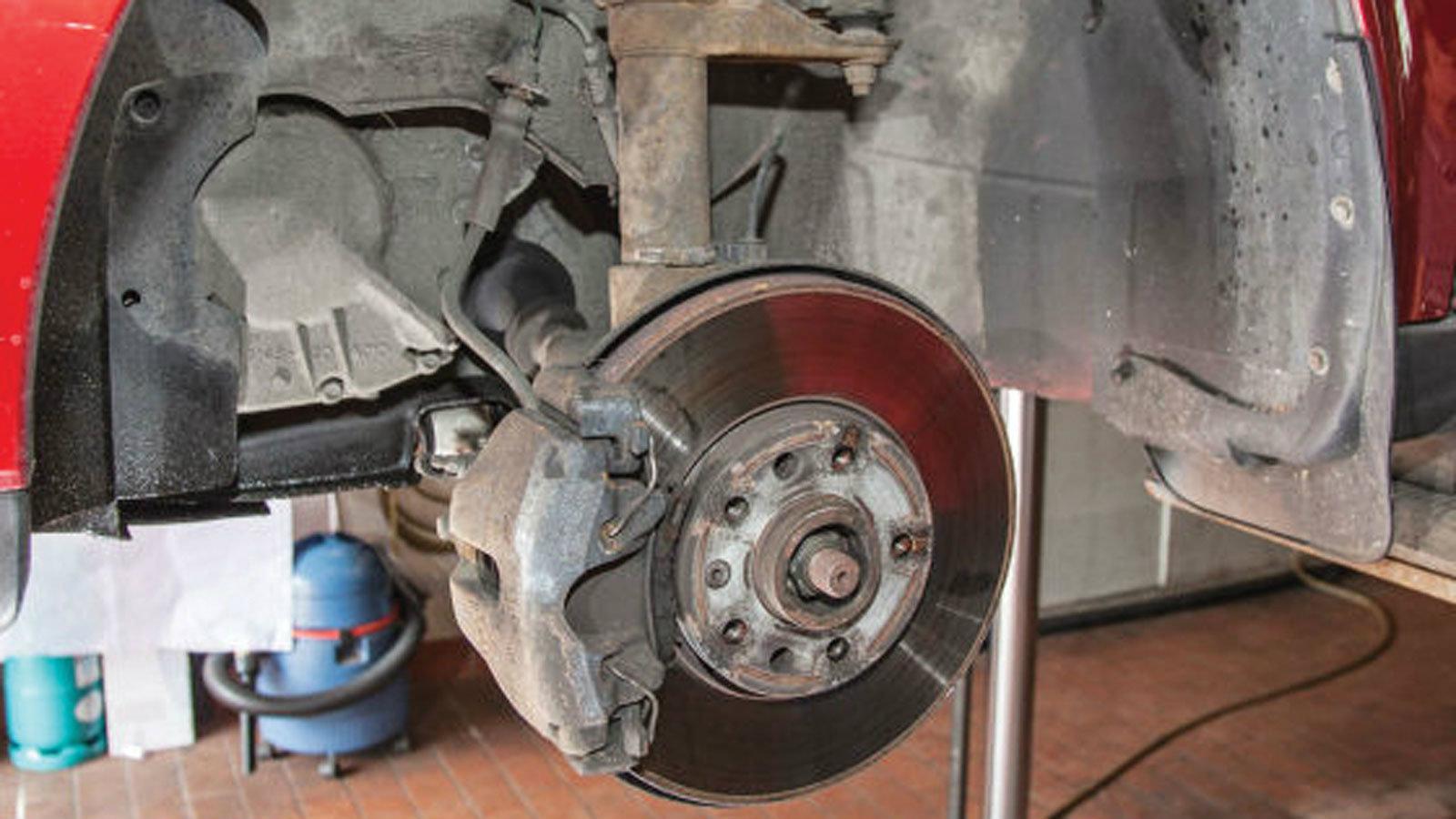 Πώς θα καταλάβετε ότι υπάρχει πρόβλημα στο ρουλεμάν τροχού;