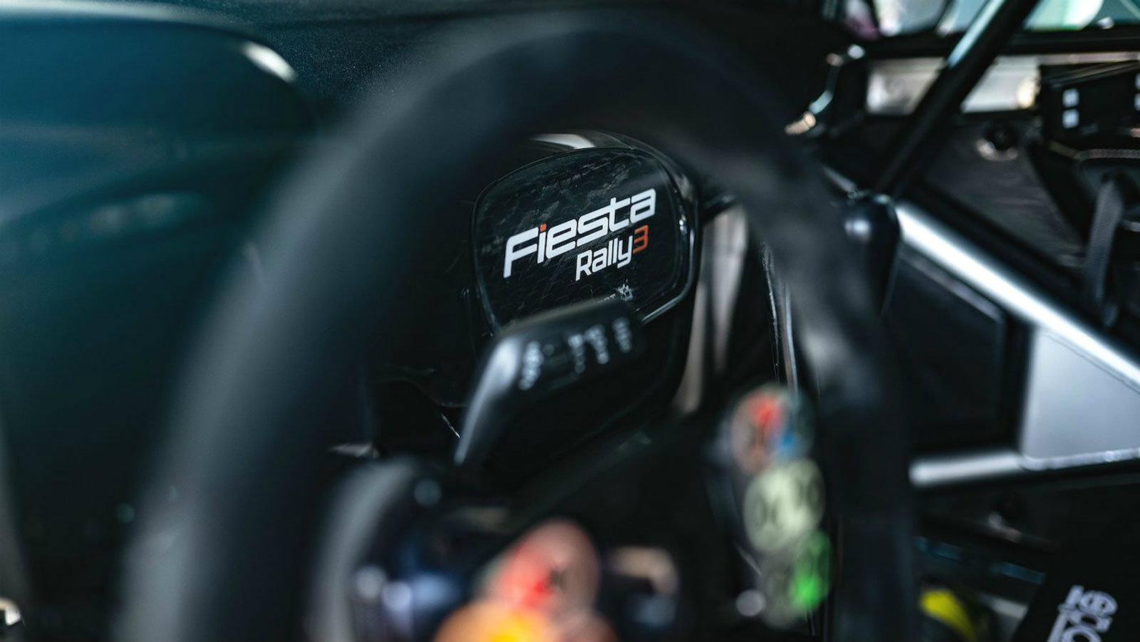 Το τετρακίνητο Ford Fiesta R3 ήρθε να οργώσει στα rally