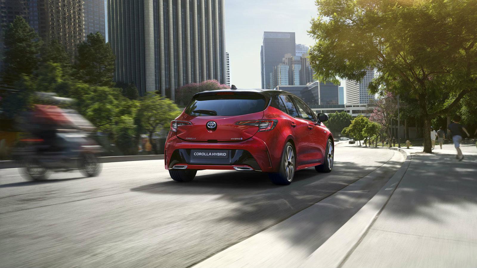 Πώς η Toyota ανέδειξε την υβριδική τεχνολογία