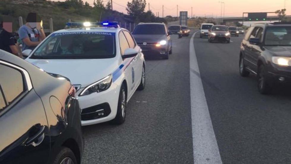 «Ντου» της αστυνομίας στους... μάγκες της ΛΕΑ, «ξηλώθηκαν» πινακίδες