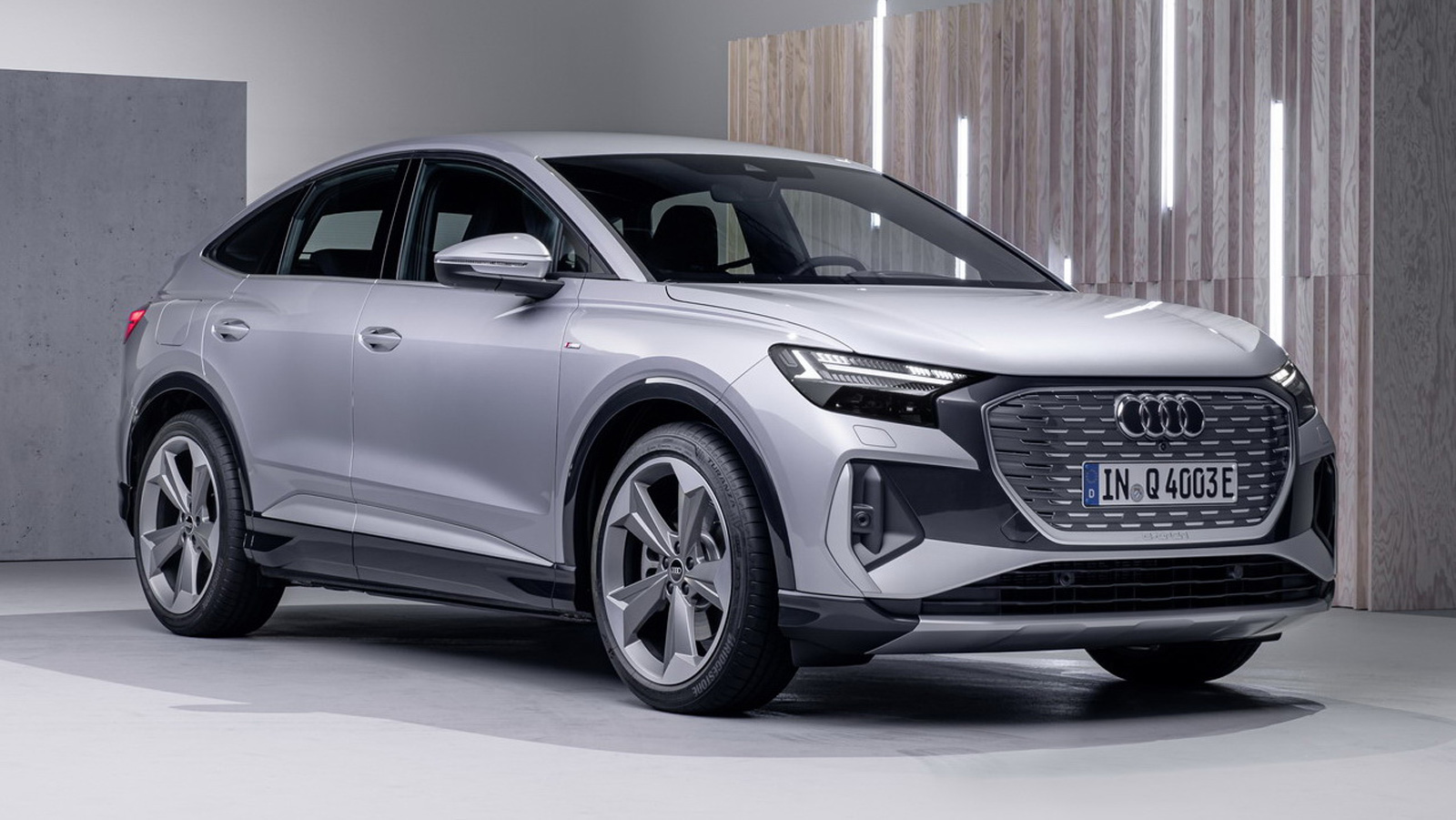 Πρεμιέρα για τα Audi Q4 e-tron και Q4 Sportback e-tron