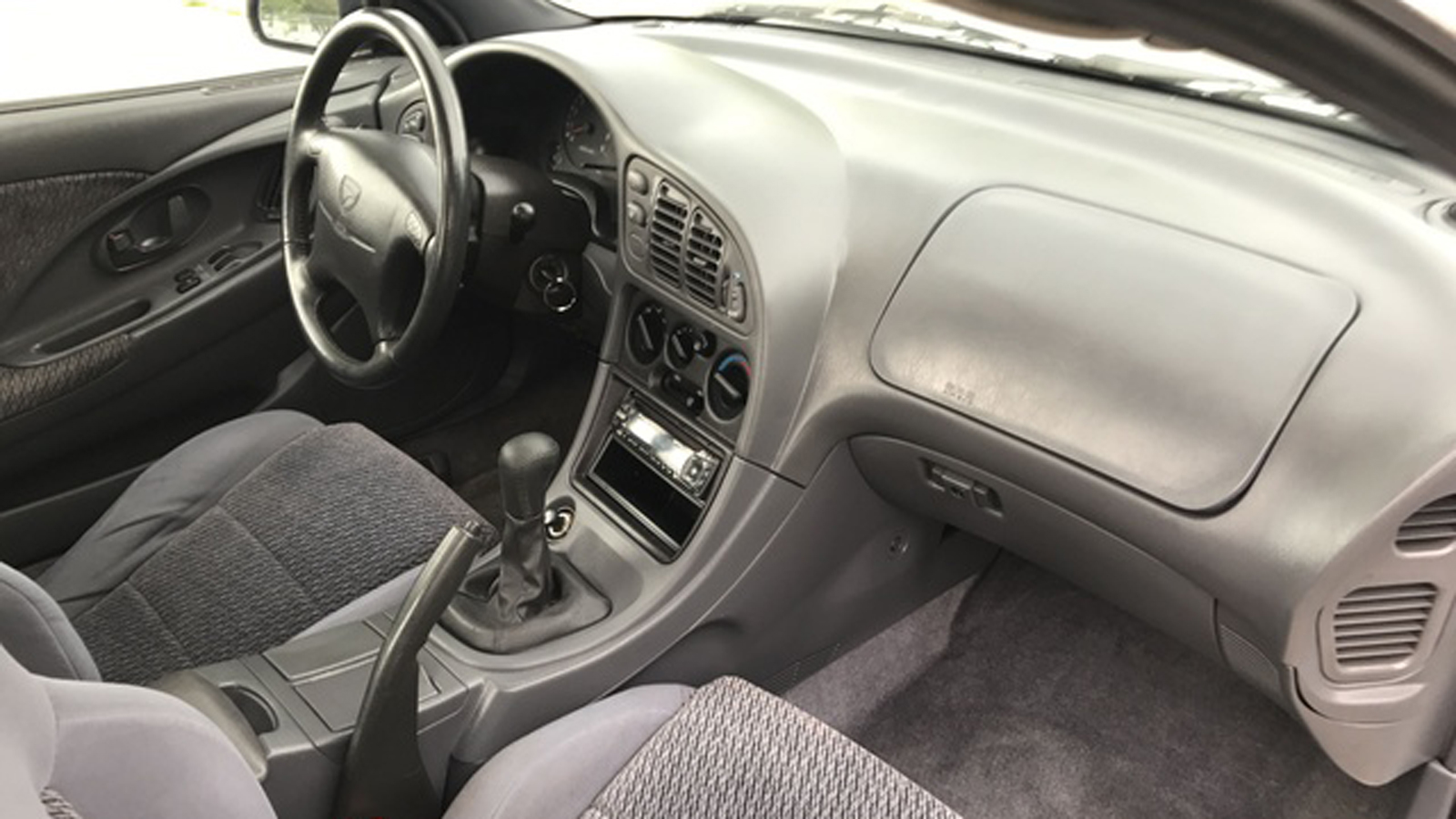 Mitsubishi Eclipse: Το sport coupe με σήμα τα διαμάντια