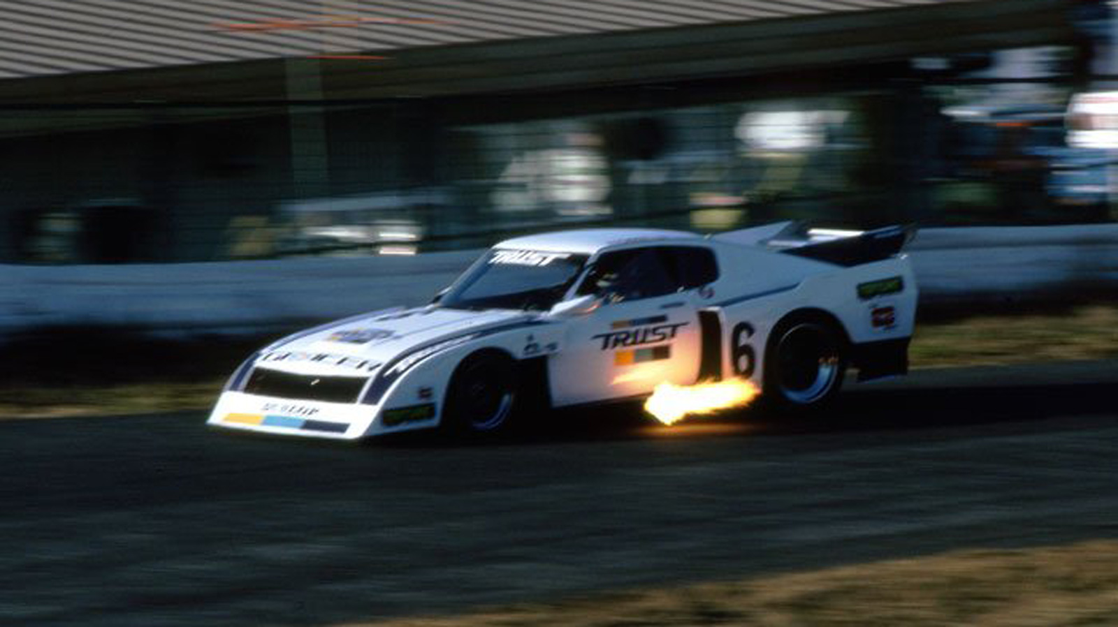 Toyota Celica LB Turbo: Το κτήνος με τη συμβολή της Schnitzer