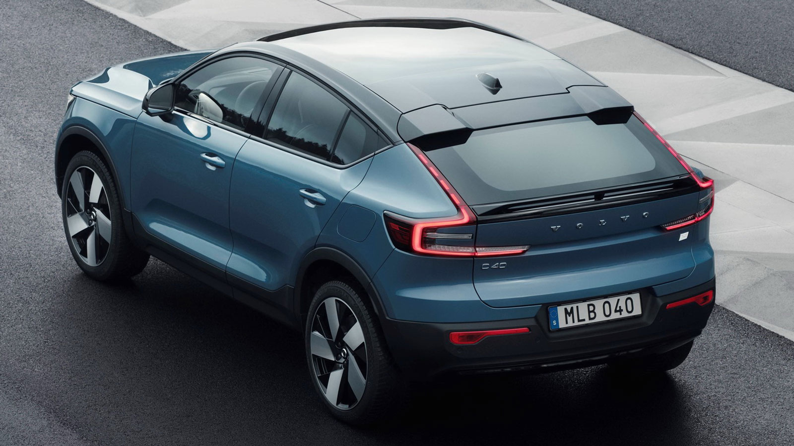 Πρεμιέρα για το νέο Volvo C40 Recharge