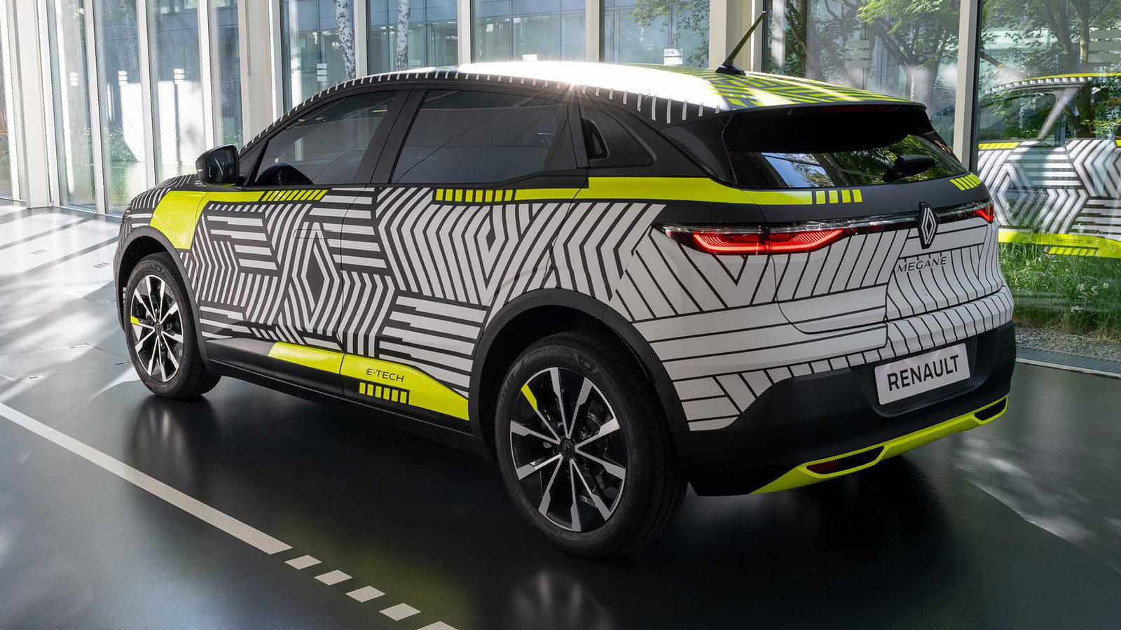Renault Megane E-Tech Electric: Έρχεται με 217 ίππους
