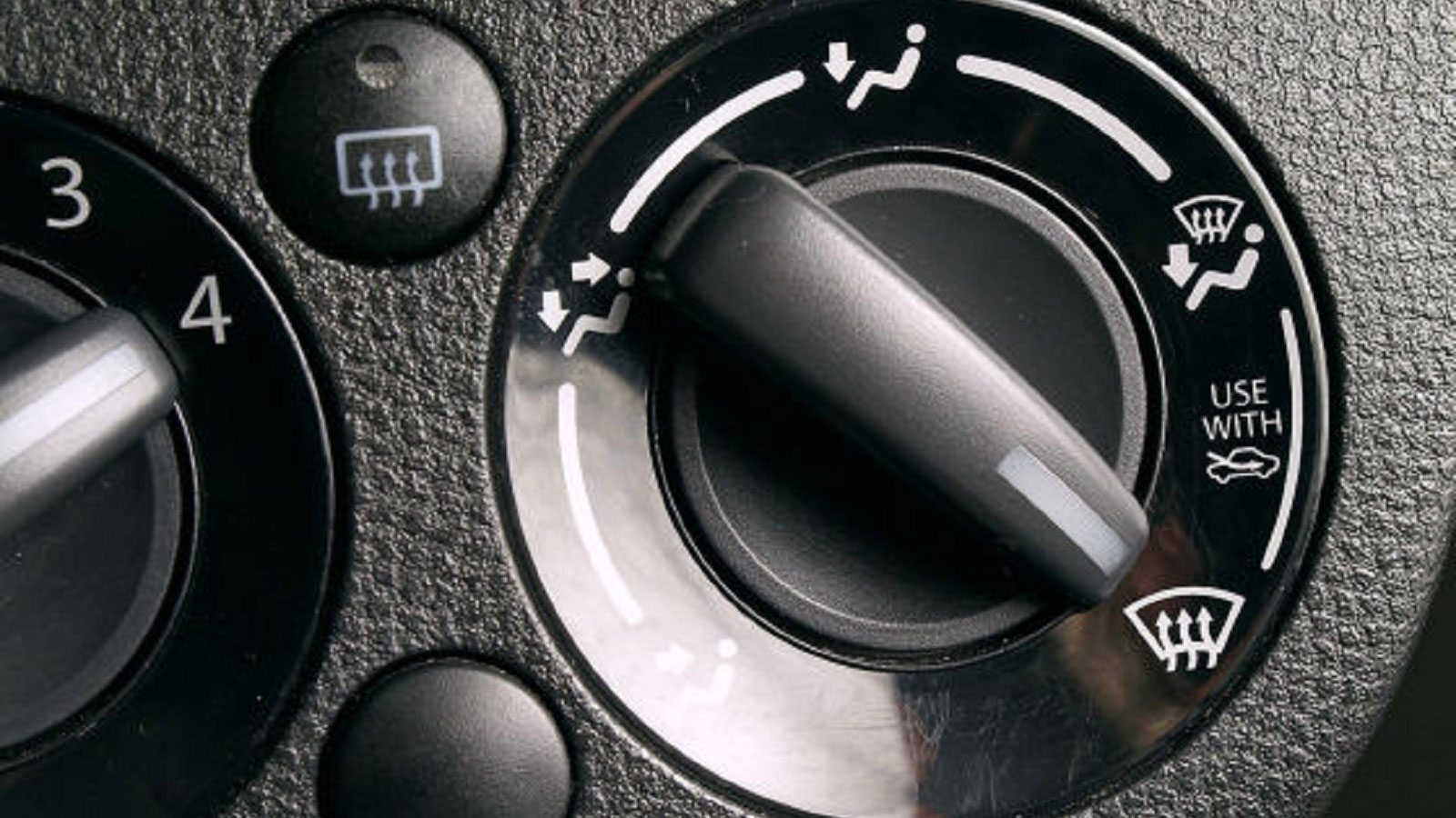 Πώς να γλυτώσετε από τα θολωμένα τζάμια του αυτοκινήτου