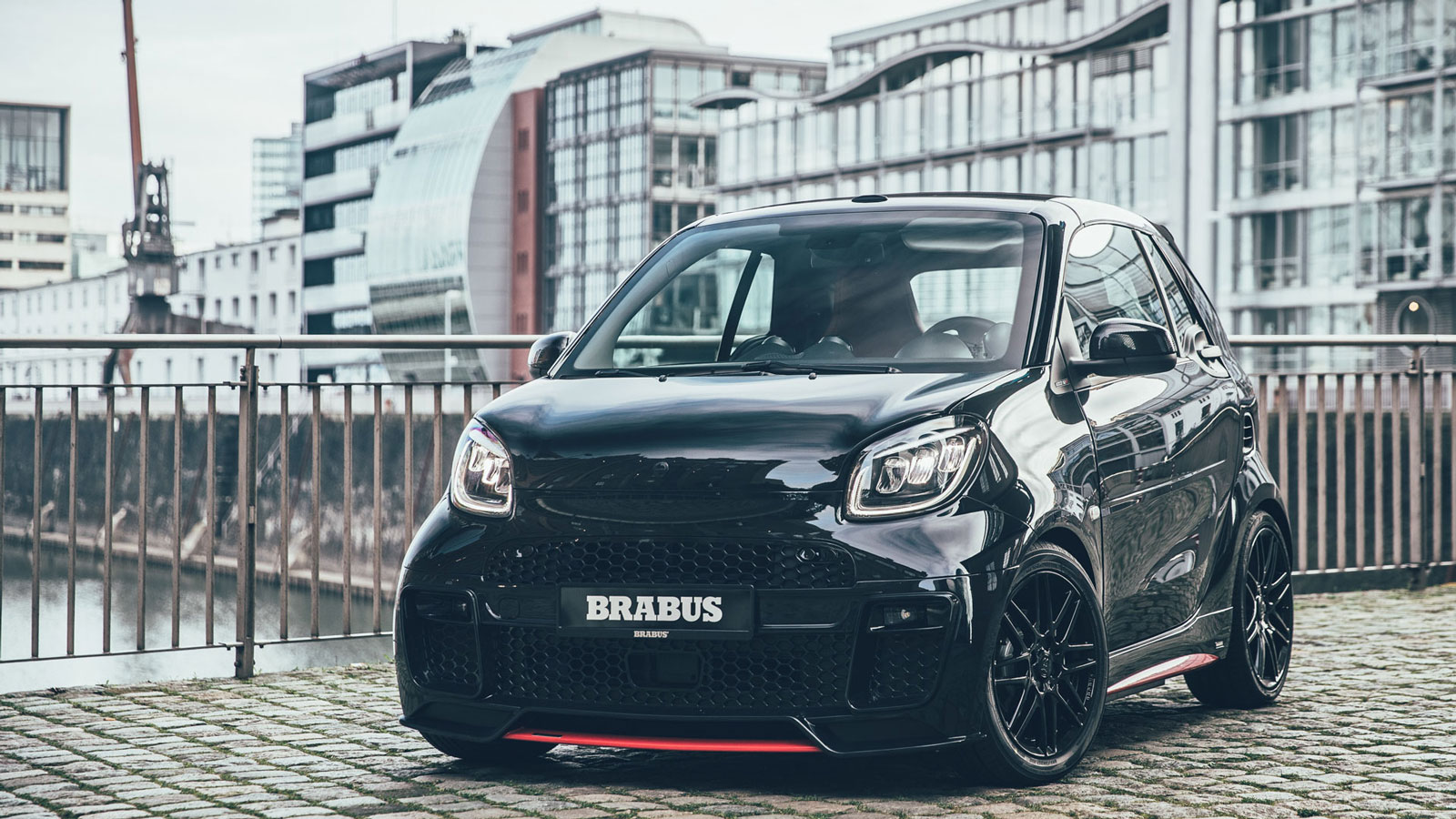 Smart Brabus 92R: Το «supercar της πόλης»