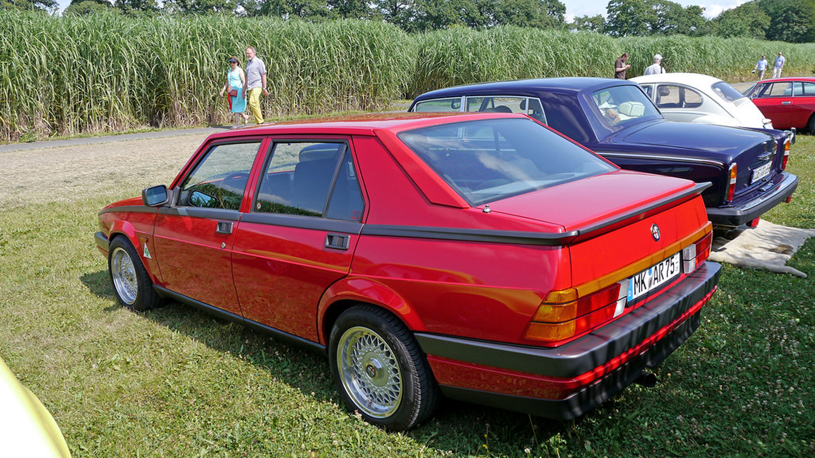 Alfa Romeo 75: Η τελευταία «γνήσια» Alfa