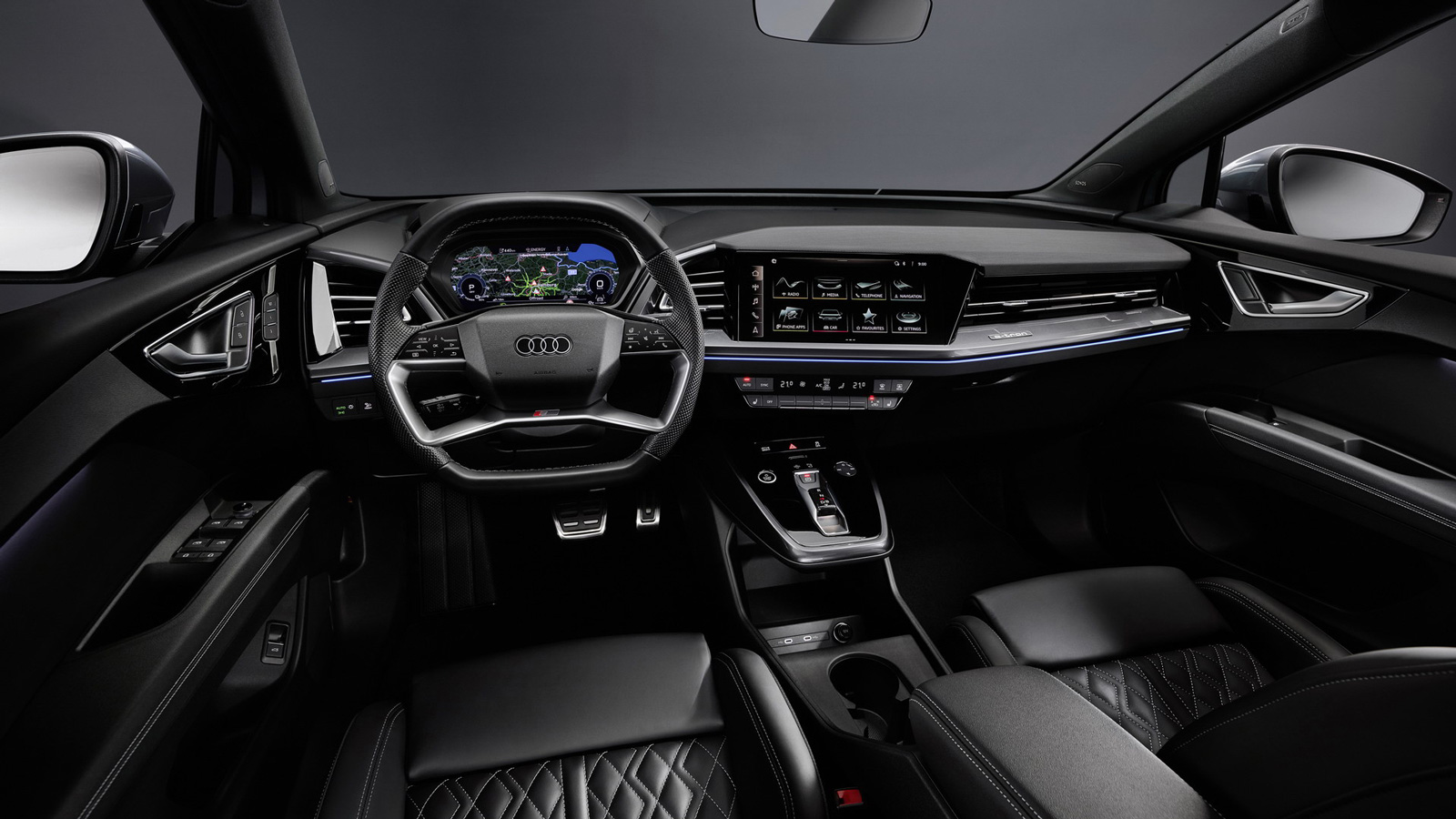 Πρεμιέρα για τα Audi Q4 e-tron και Q4 Sportback e-tron