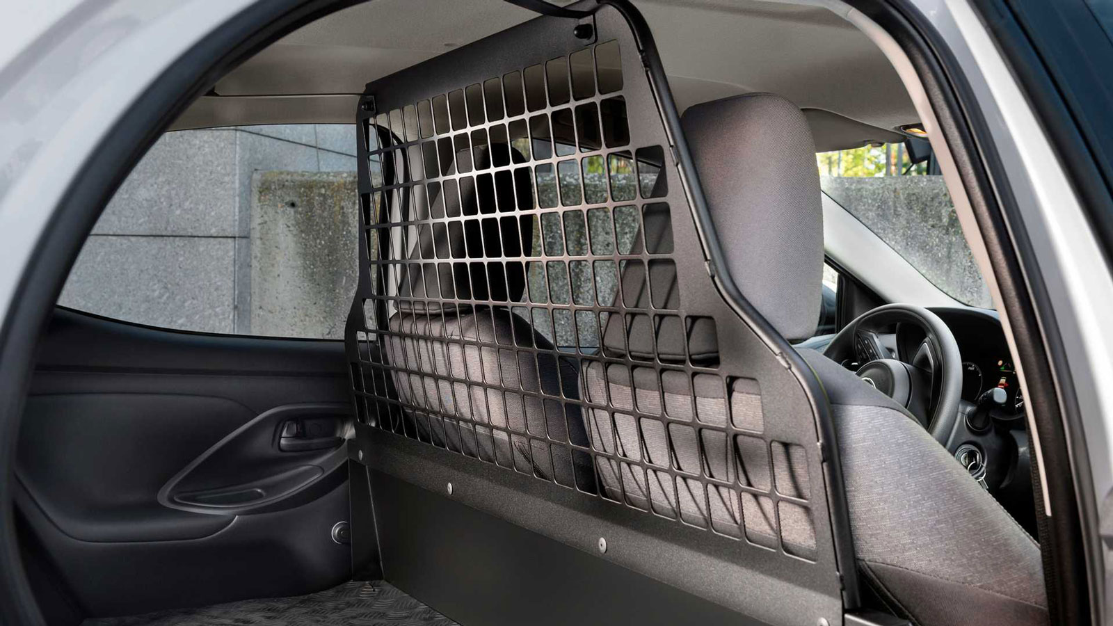 Toyota Yaris ECOVan: Ένα επαγγελματικό για την πόλη