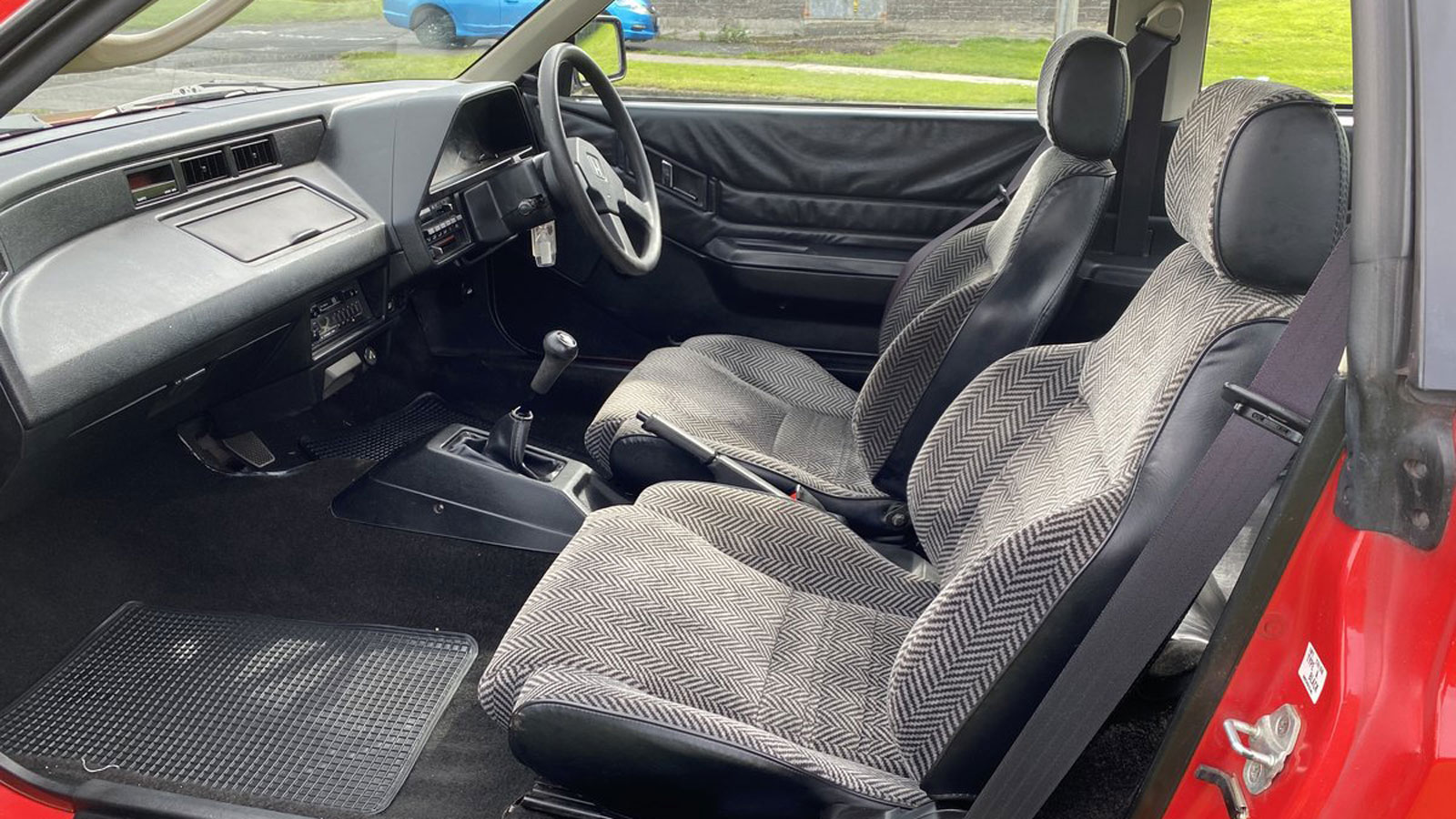 Honda CRX: Ο ναός του VTEC