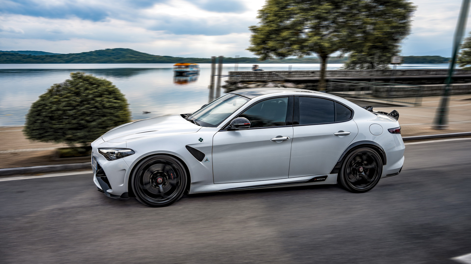 Alfa Romeo Giulia GTA: Ο μύθος είναι εδώ