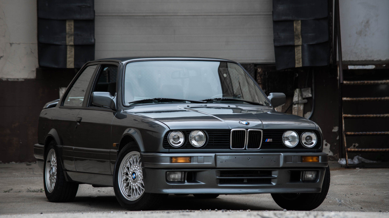BMW 320is E30: Η «ιταλική M3»