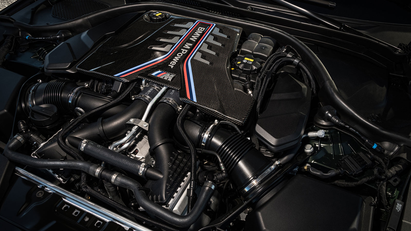 Επίσημο: Αυτή είναι η νέα BMW M5 CS με 635 PS!