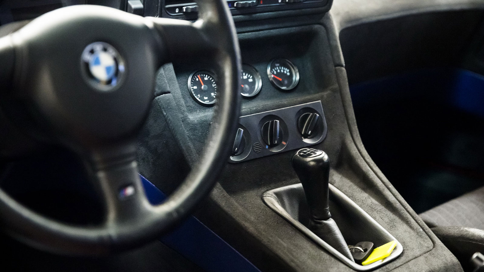 Η BMW αναπαλαίωσε την μυθική M8 E31