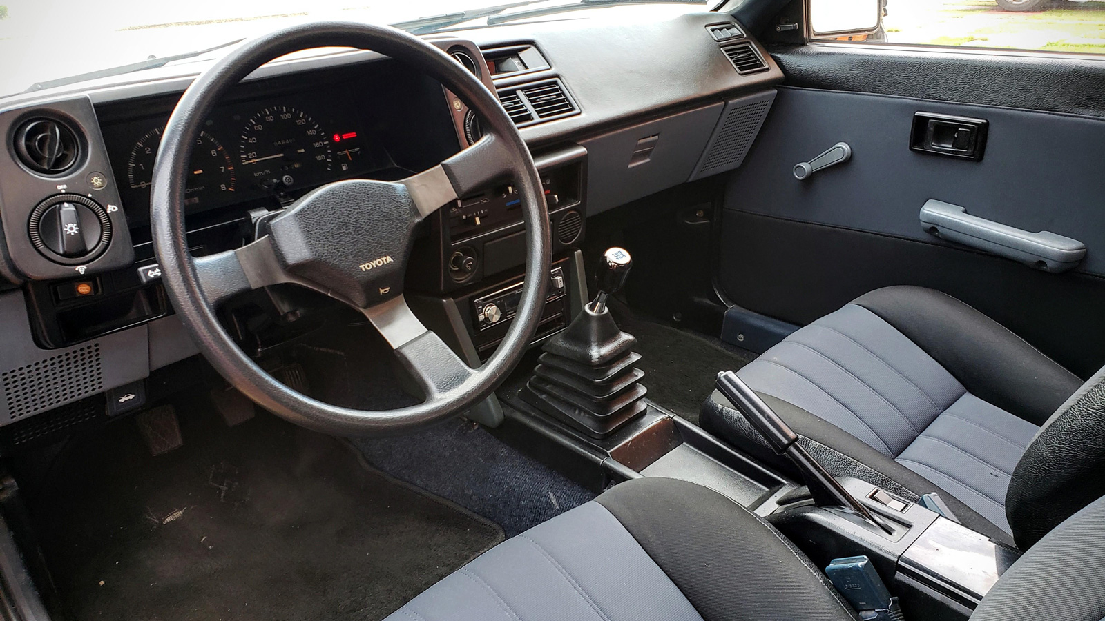 Toyota Corolla AE86: Ο θρύλος του βουνού