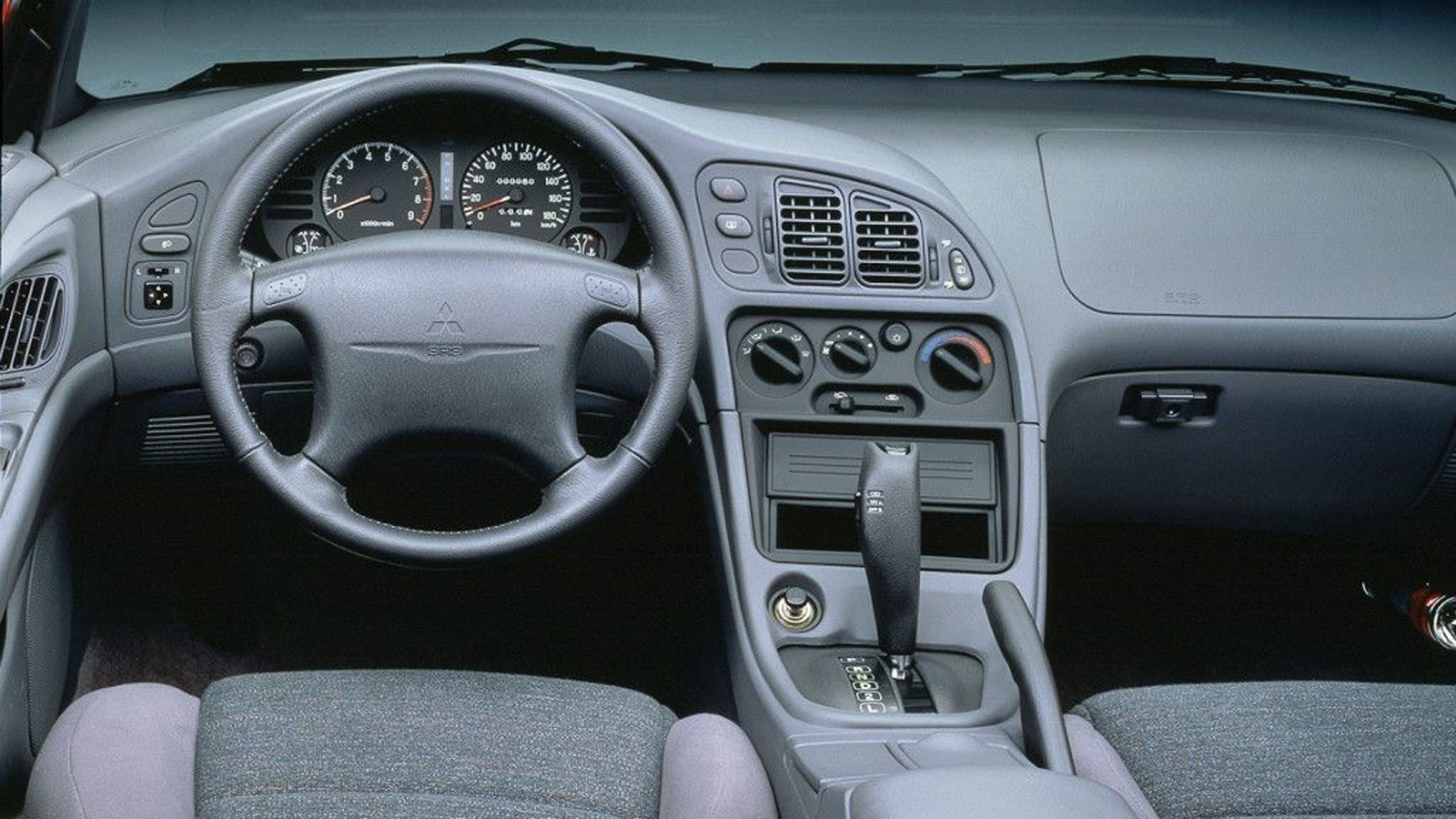 Mitsubishi Eclipse: Το sport coupe με σήμα τα διαμάντια