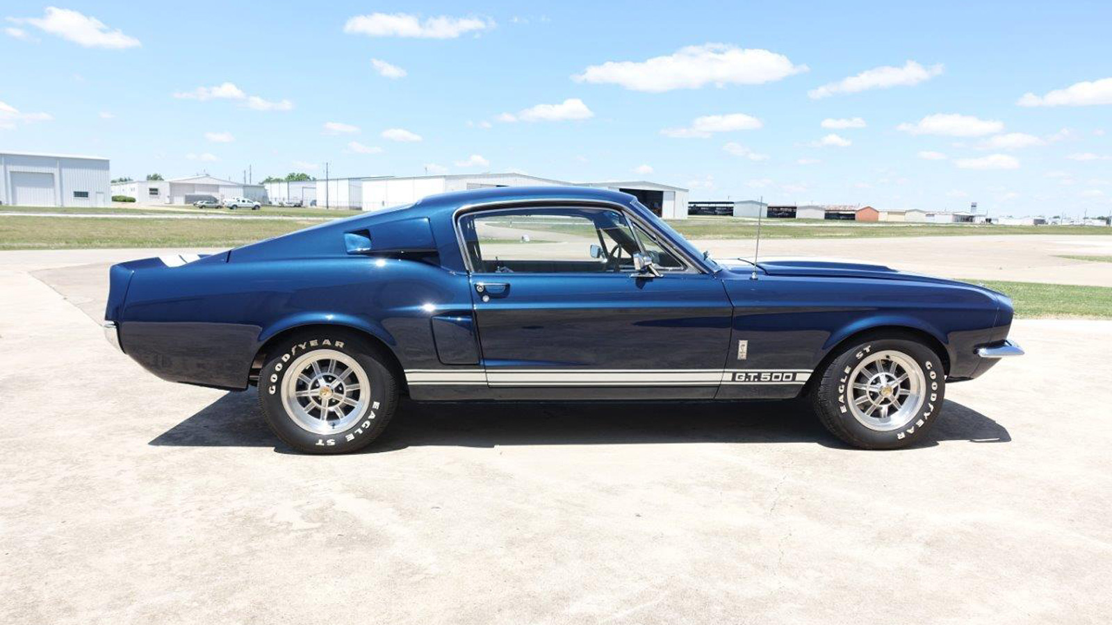 Το μυστήριο της Ford Mustang του Jim Morrison