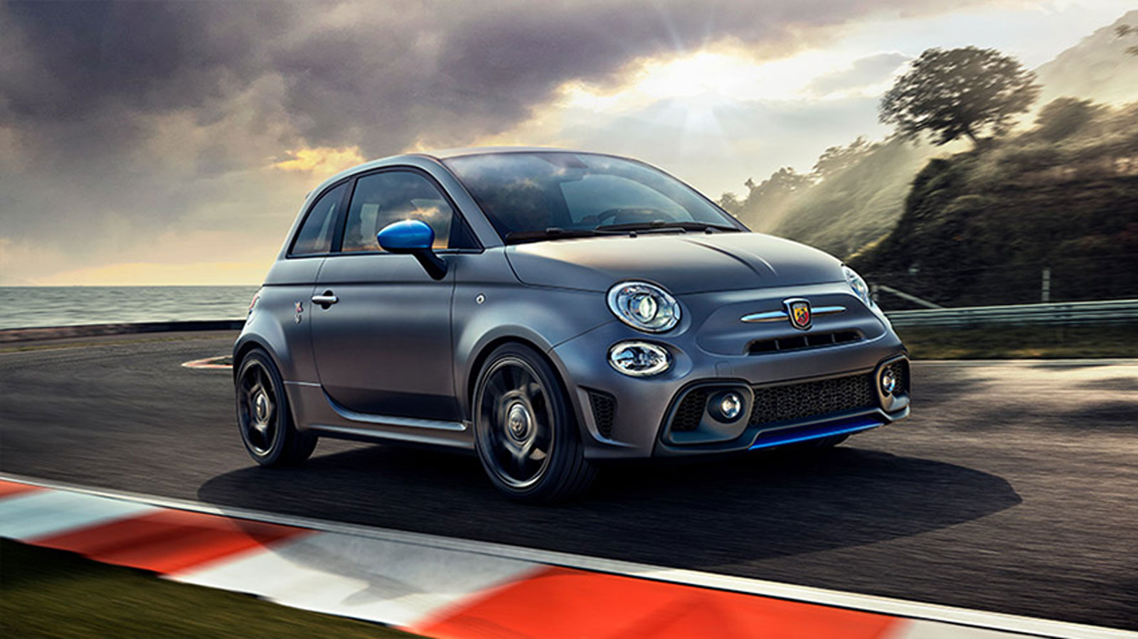 Από 22.250&euro; το επετειακό Abarth 595 στην Ελλάδα