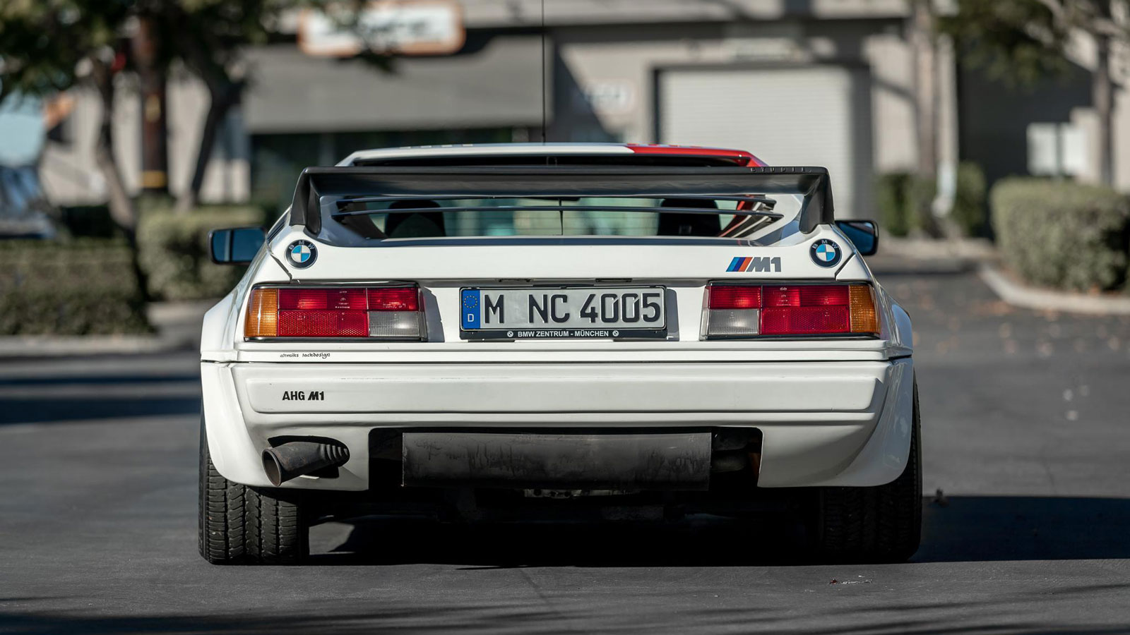 Στο σφυρί υπερσπάνια BMW M1 του Paul Walker