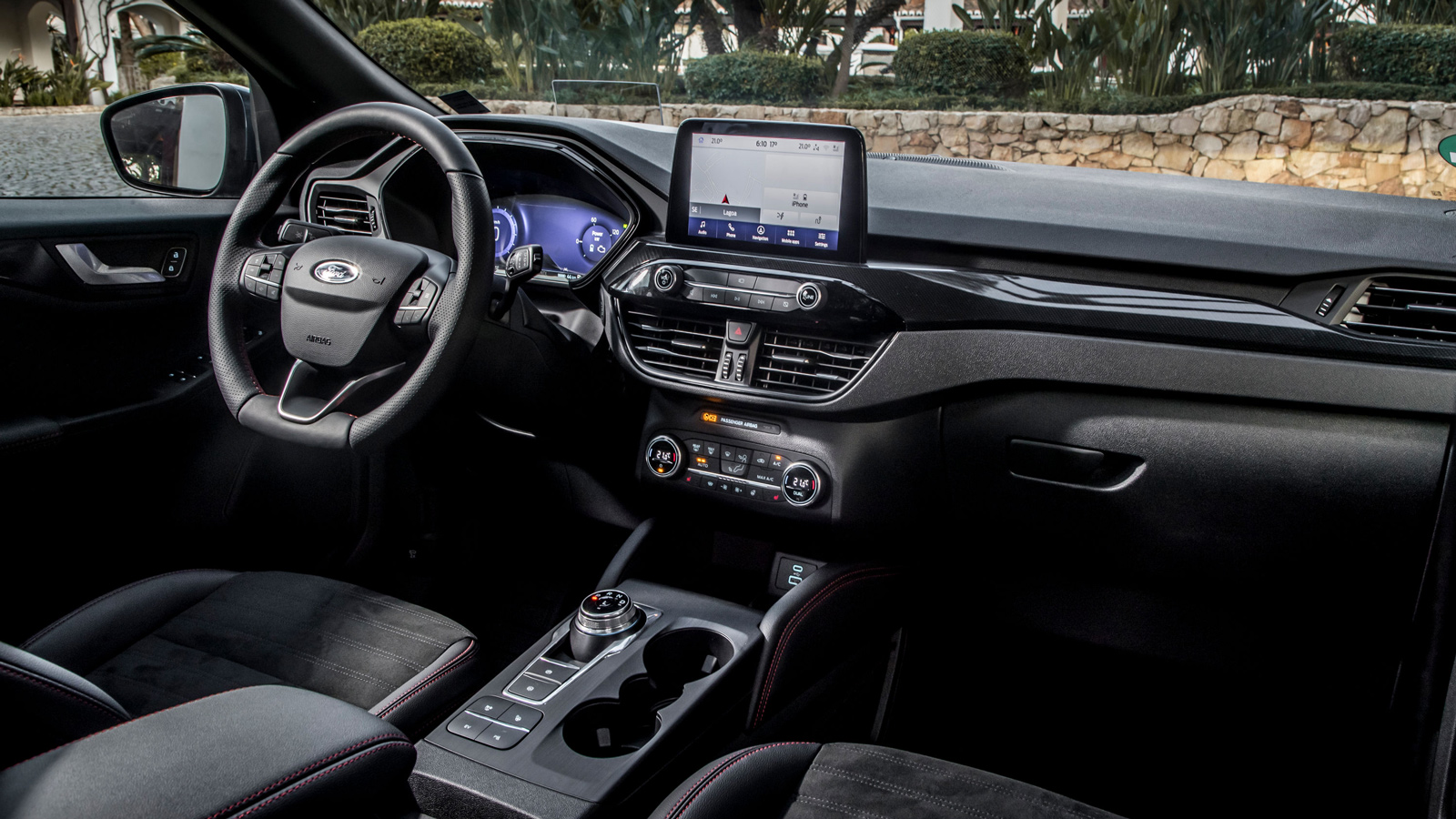 Ford Kuga: Πρωτιά σε πωλήσεις στην Plug-In κατηγορία