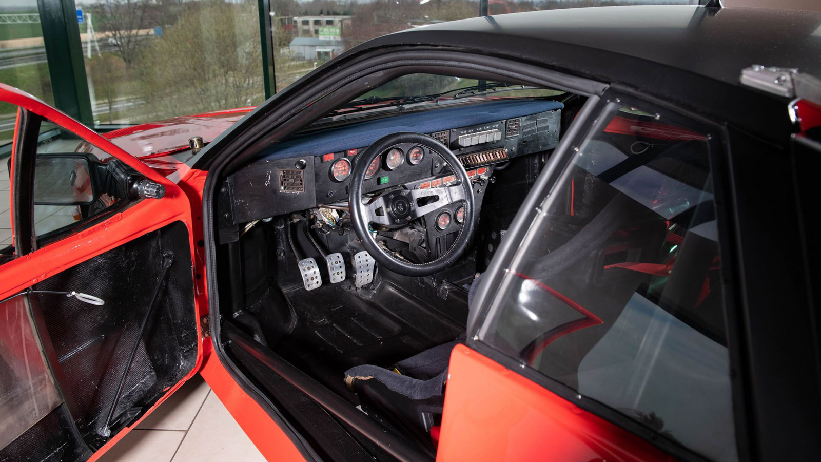 Στο σφυρί η πρώτη Lancia 037 που κατασκευάστηκε