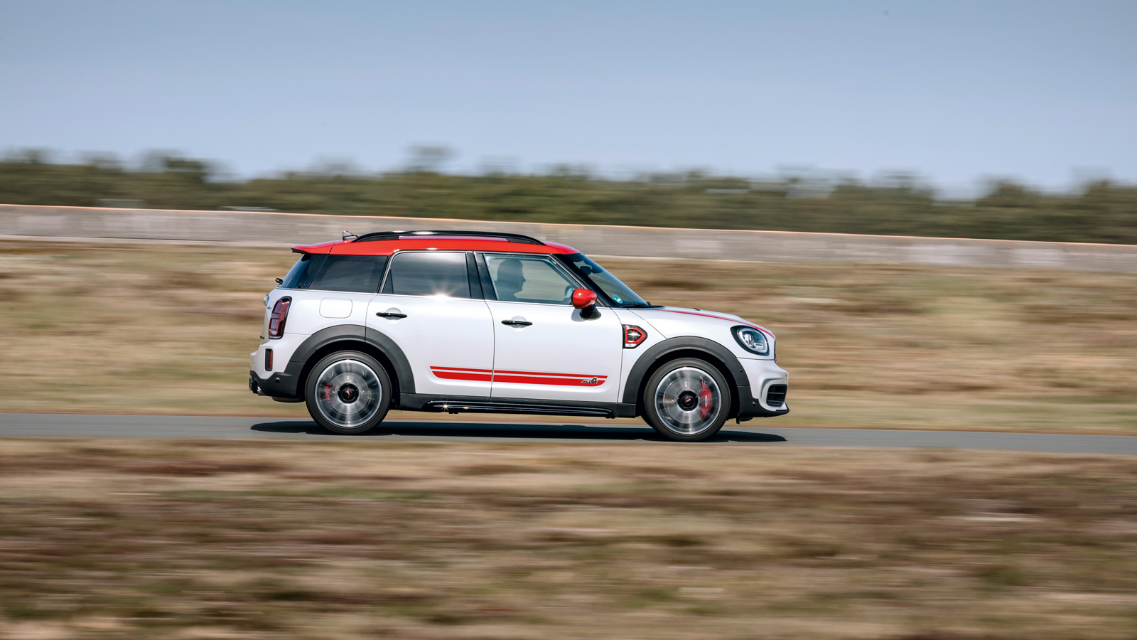 Συγκρίνουμε CUPRA Ateca με MINI Countryman JCW