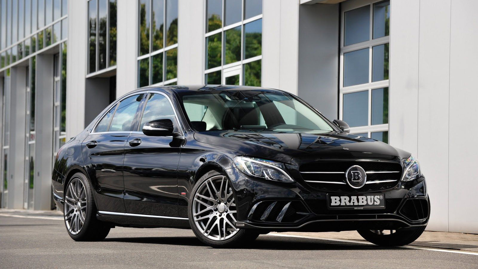 Αυτές είναι οι 7 ισχυρότερες Mercedes C-Class 