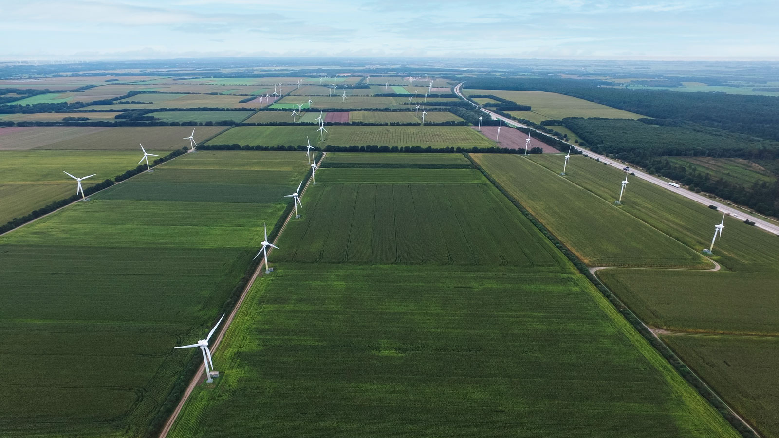 Mercedes-Benz: Ρεύμα μόνο από ανανεώσιμες πηγές