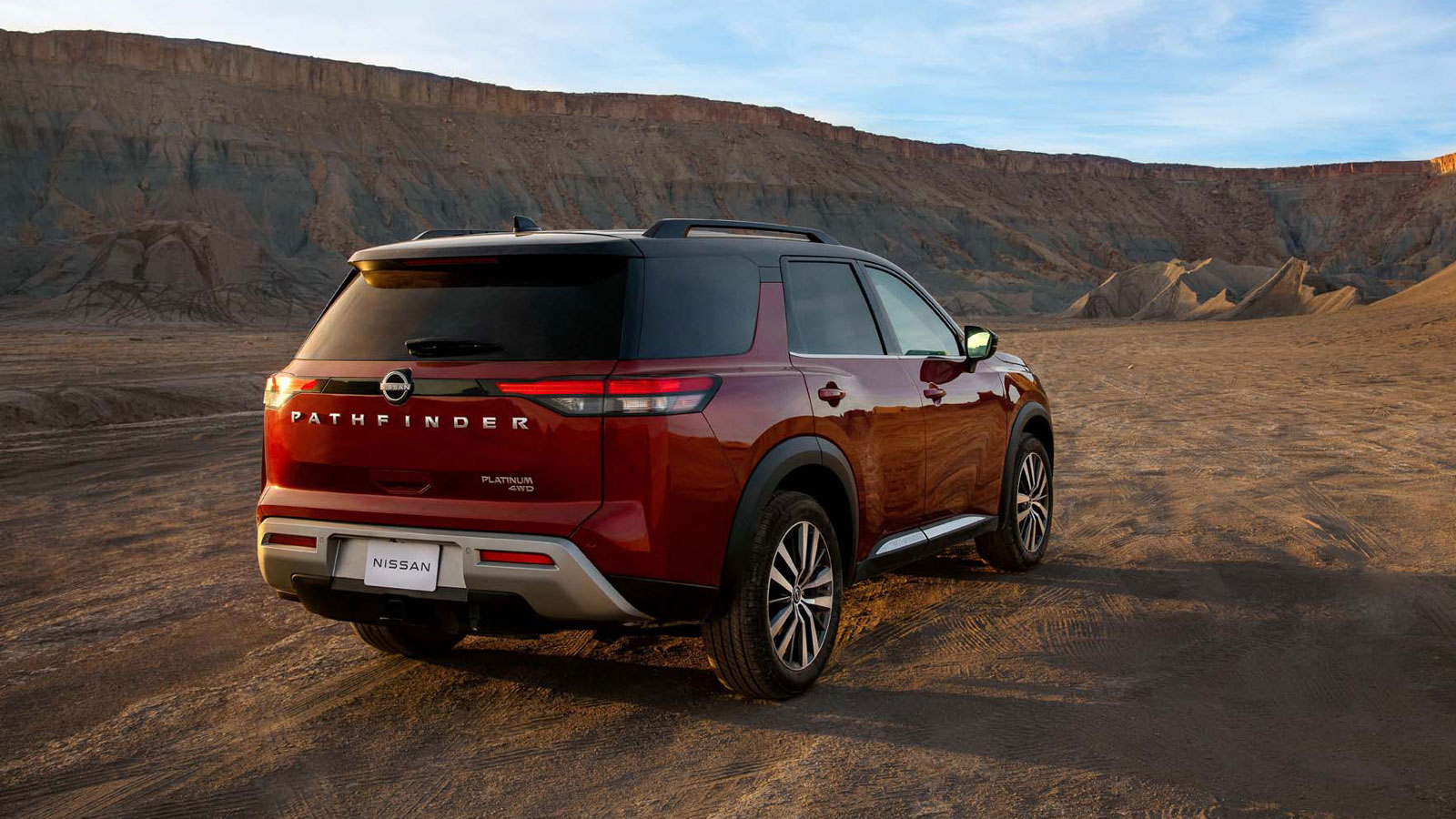 Η Nissan αποκαλύπτει το νέο Pathfinder 