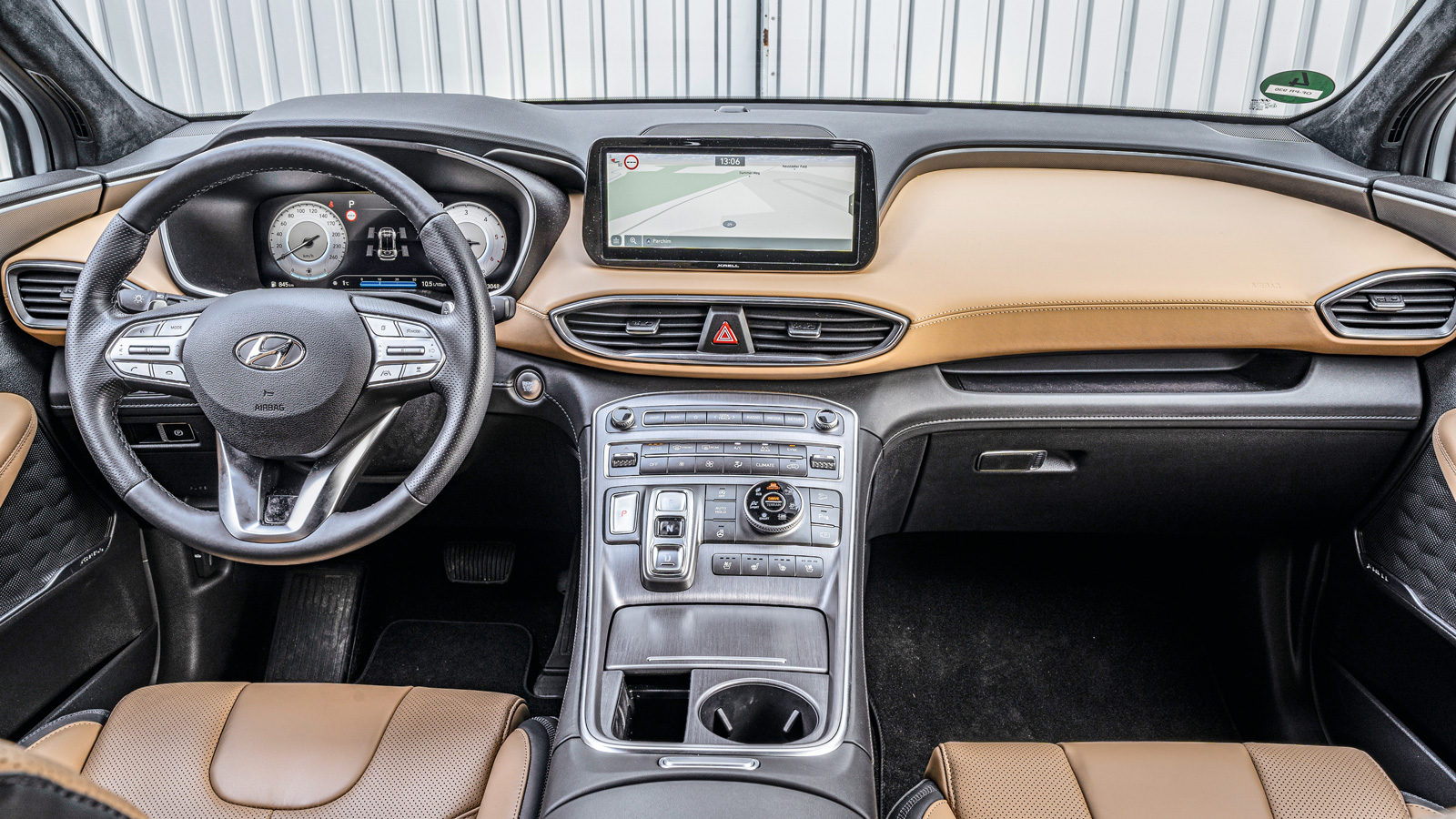 Συγκρίνουμε Hyundai Santa Fe vs KIA Sorento